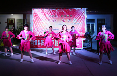 “利津县文化广新闻出版局“进千村乐万家”文化惠民巡演活动正式启动